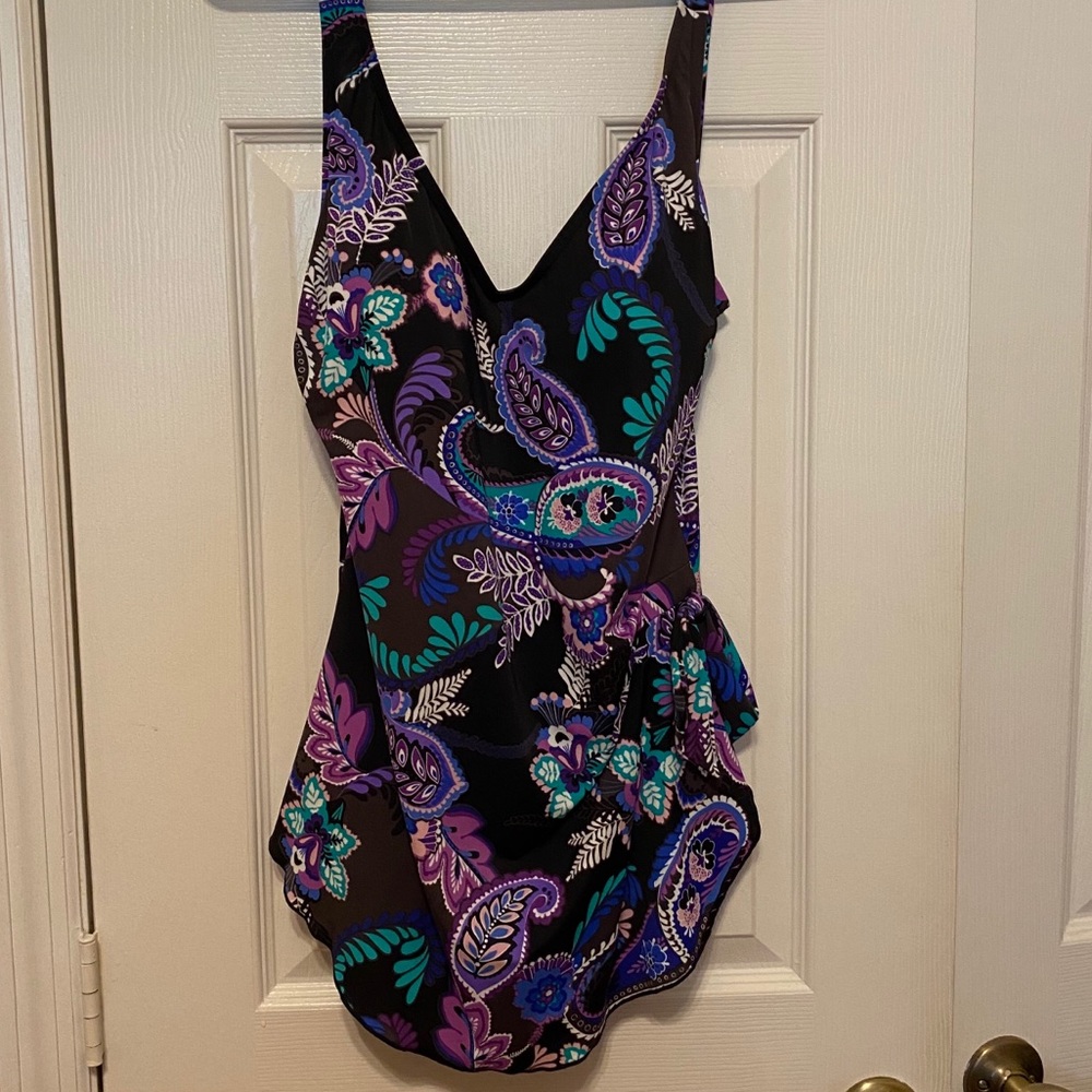 💟 NWOT Bathing Suit 🩱